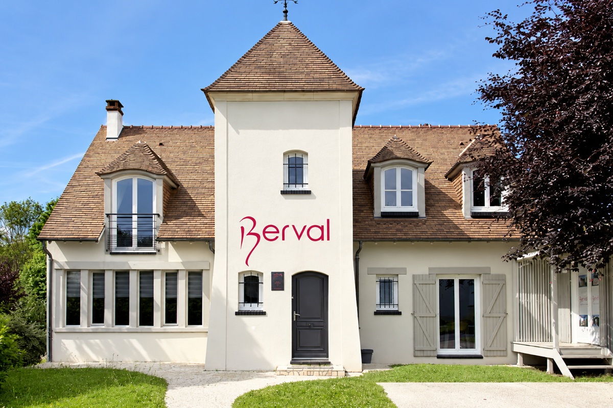 SIEGE MAISONS BERVAL